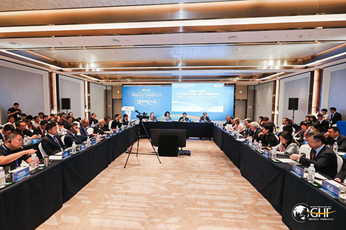 圖為“為了殘疾生命的重建:康復(fù)大學(xué)建設(shè)研討會”會議現(xiàn)場 圖為“為了殘疾生命的重建:康復(fù)大學(xué)建設(shè)研討會”會議現(xiàn)場