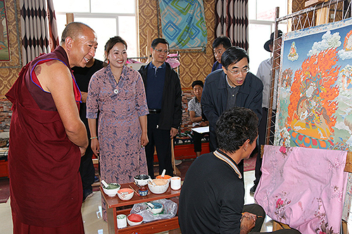 圖為察雅縣殘疾人就業(yè)扶貧產(chǎn)業(yè)園 圖為察雅縣殘疾人就業(yè)扶貧產(chǎn)業(yè)園