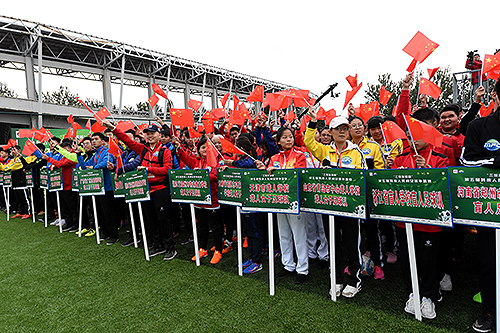 圖為總決賽開賽儀式現(xiàn)場 圖為總決賽開賽儀式現(xiàn)場